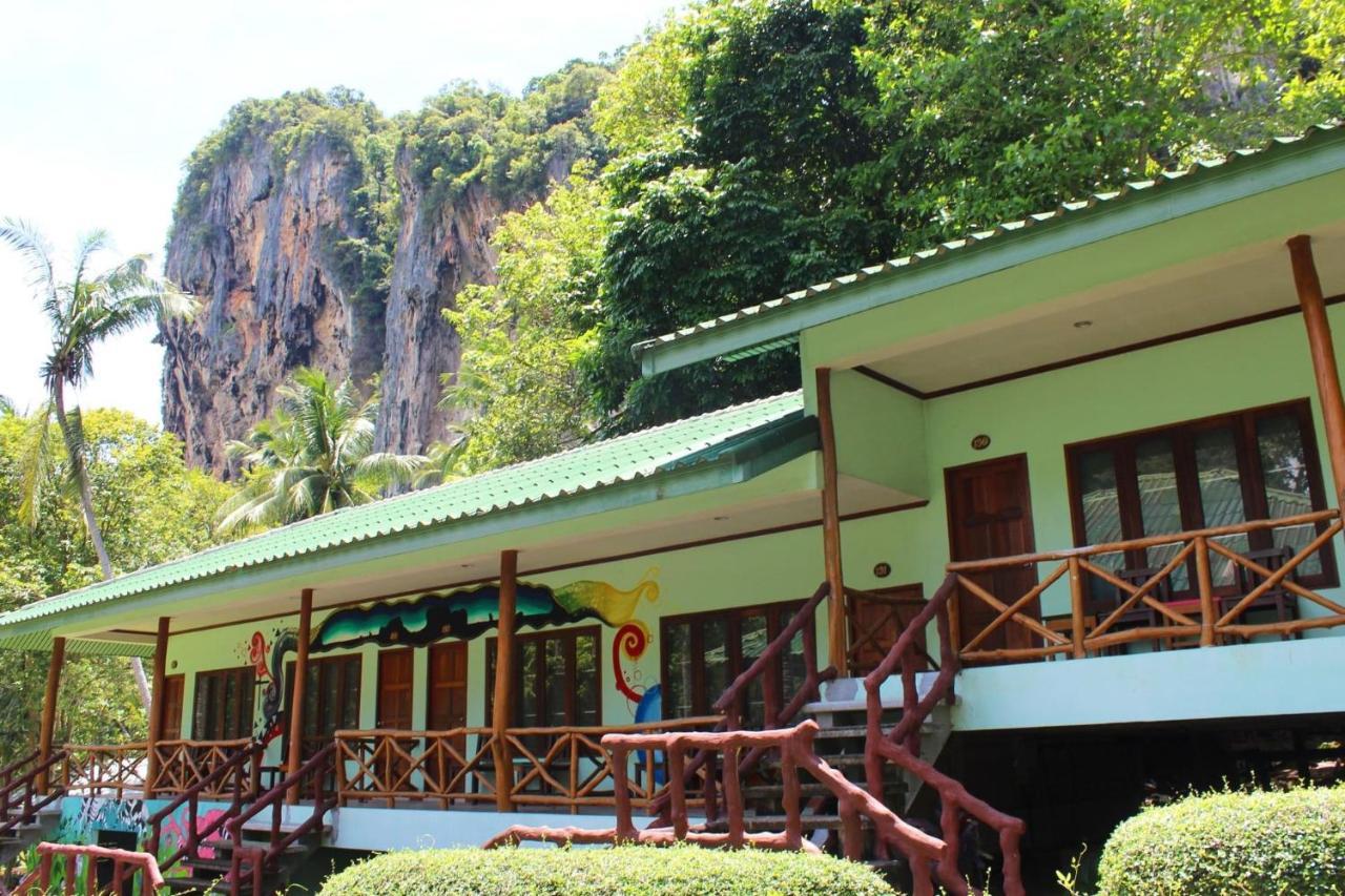 Chill Out Bar And Bungalows Tonsai Beach Exterior foto