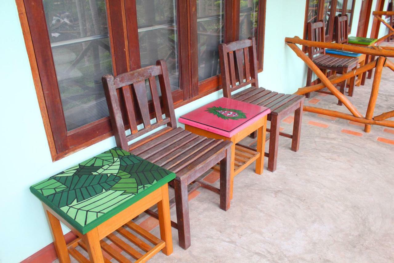 Chill Out Bar And Bungalows Tonsai Beach Exterior foto